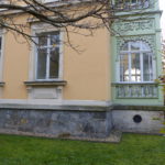 Der Wintergarten vom Garten aus