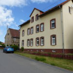 Das MFH Altzaschendorf 19Haus Nr. 17, links u. Nr. 19 (6-Fam.-Haus), rechts